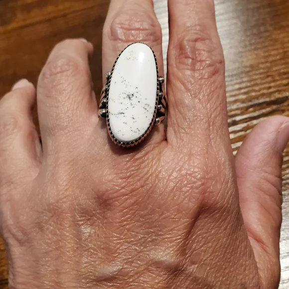 Navajo Handmade White Buffalo Turquoise Sterling Silver Ring - Picture 3 of 5
